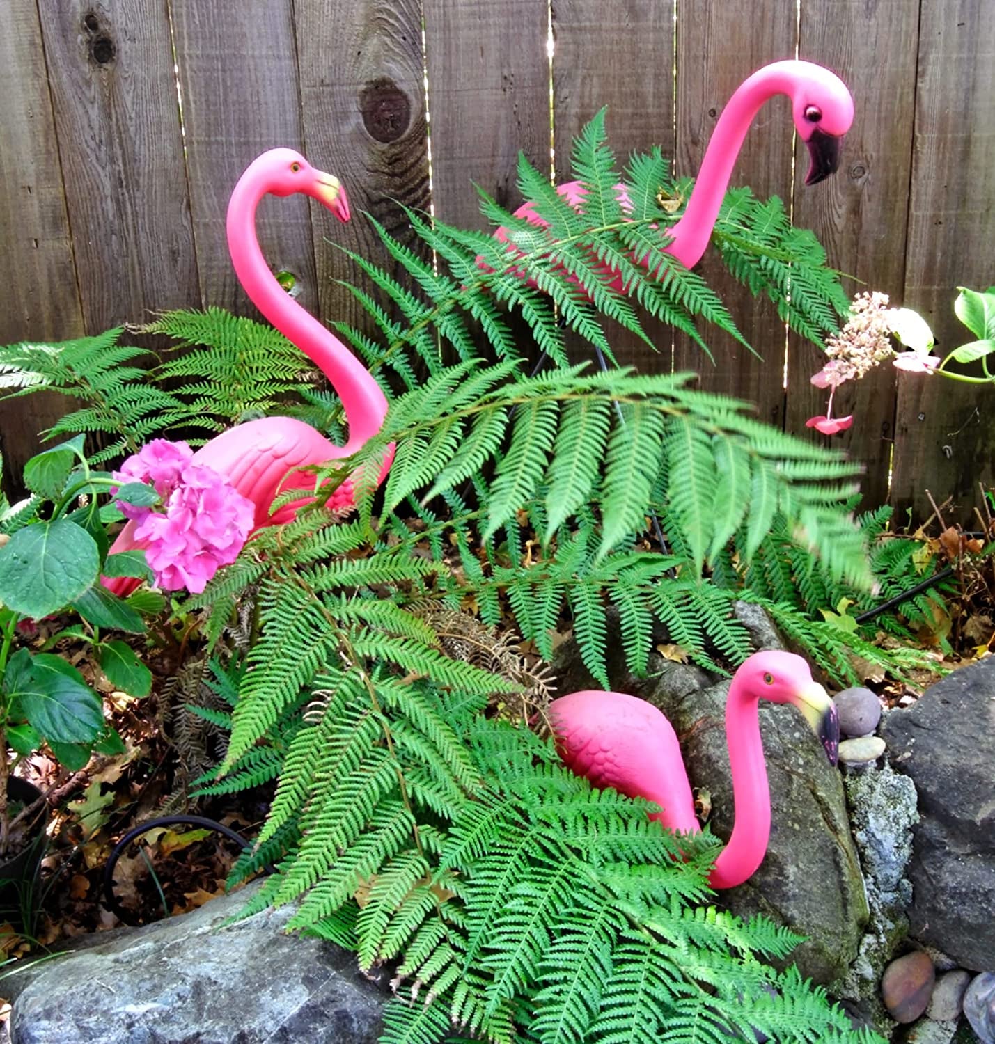 GIFTEXPRESS Pink Flamingos Yard Decorations - 2 Pack Extra Large 24" Tall Plastic Flamingo Statue W/Metal Stakes - Lawn Ornaments & Garden Decor for Outdoor Parties