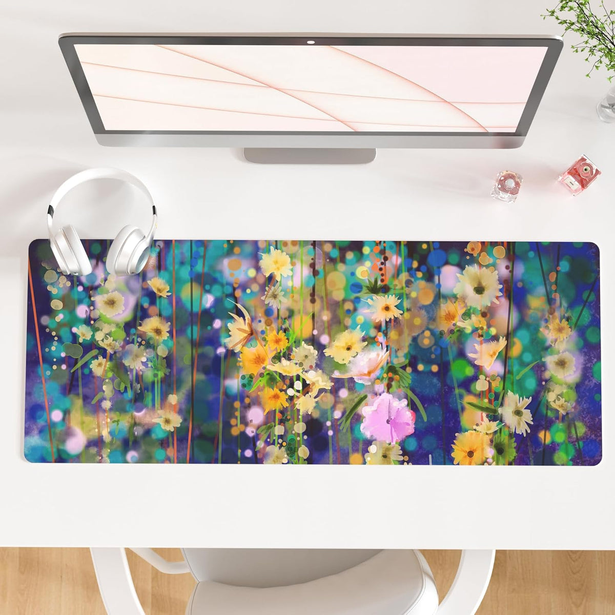 QIYI Large Mouse Pad, Cute Pink Desk Mat for Desktop, Women Girls PU Leather Desk Pad Waterproof Gaming Mousepad, Rose Gold Marble Computer Protector Writing Pad for School Office Home 31.5" X 15.7"