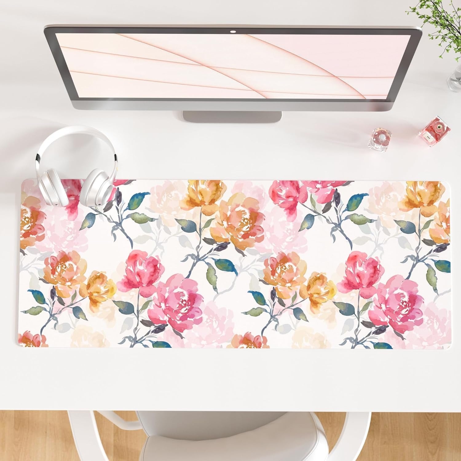 QIYI Large Mouse Pad, Cute Pink Desk Mat for Desktop, Women Girls PU Leather Desk Pad Waterproof Gaming Mousepad, Rose Gold Marble Computer Protector Writing Pad for School Office Home 31.5" X 15.7"