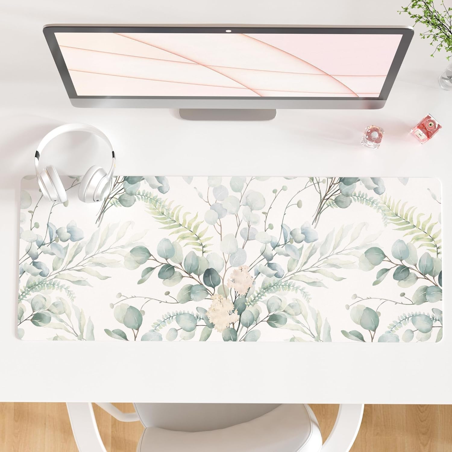 QIYI Large Mouse Pad, Cute Pink Desk Mat for Desktop, Women Girls PU Leather Desk Pad Waterproof Gaming Mousepad, Rose Gold Marble Computer Protector Writing Pad for School Office Home 31.5" X 15.7"